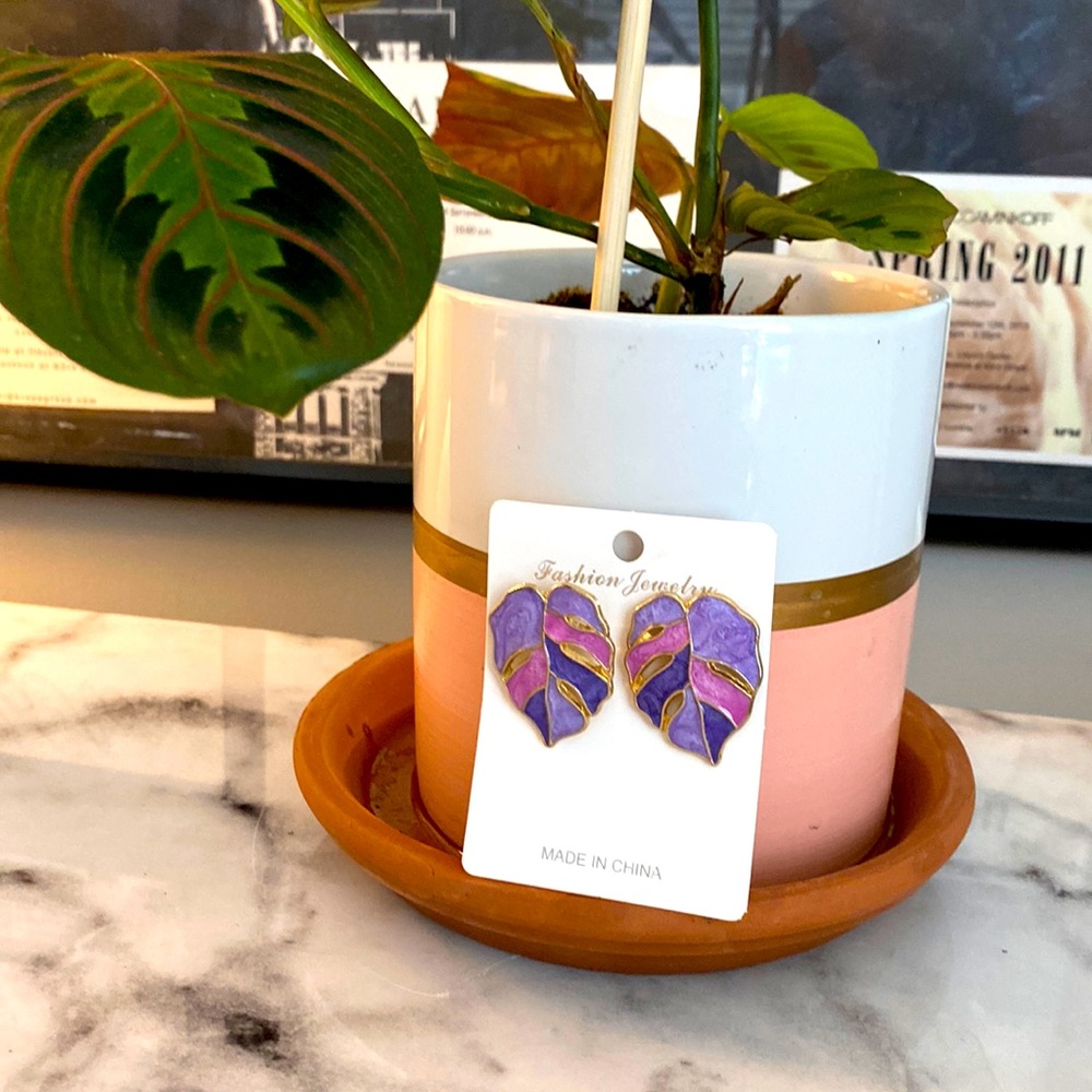 Purple and Gold Monstera Plant Leaf Earrings NWT 🪴